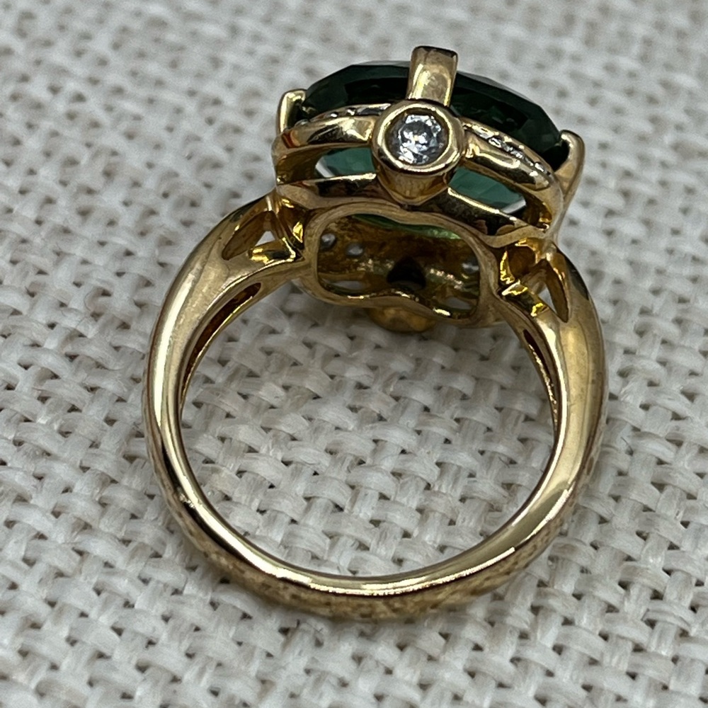 ✨ Vintage 925 Gold Overlay Green Gemstone Ring Size 4.75 - Picture 3 of 17